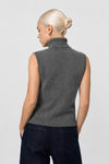 Dolcevita smanicato a coste da donna in mohair - Maglia S/M MADRUINA